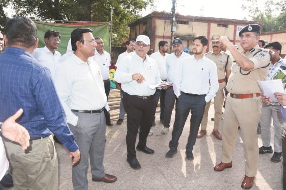 सुशासन तिहार : कलेक्टर व एसएसपी ने किया तैयारियों का निरीक्षण