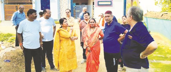 नाला-नाली सफाई कार्यों में तेजी लाने महौपार ने दिए निर्देश