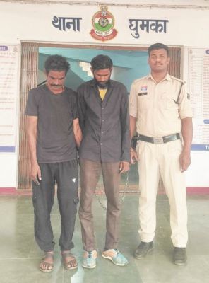 दो बदमाशों के विरूद्ध कार्रवाई
