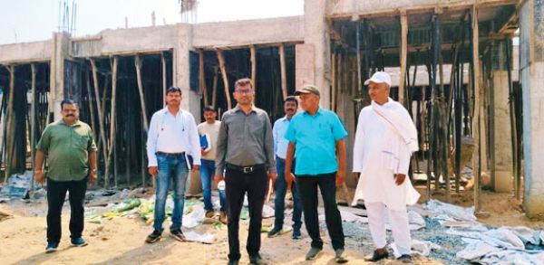 ईएमआरएस निर्माण में अनियमितताओं की जांच तेज, 7 सदस्यीय समिति ने किया निरीक्षण