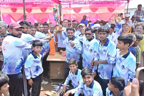  खेल मैदान चरित्र निर्माण की पाठशाला-शिवरतन