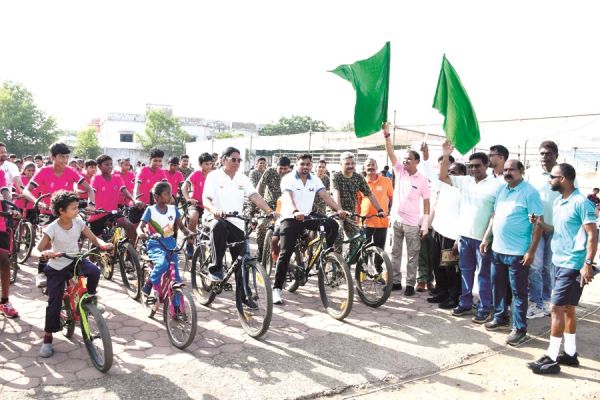  स्वस्थ जीवन के लिए नियमित साइकिल चलाना आवश्यक - मधुसूदन