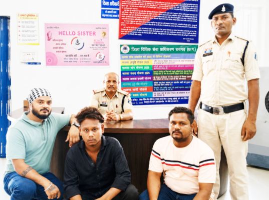 मारपीट, तीन फरार आरोपी गिरफ्तार