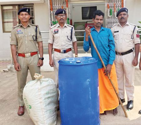 घर से साढ़े 16 लाख का गांजा बरामद, आरोपी बंदी