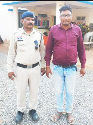 गांजा तस्कर का मददगार सैनिक पुलिस के हत्थे चढ़ा