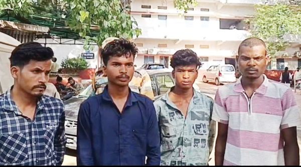 डायल-112 टीम पर हमला करने वाले 4 बंदी
