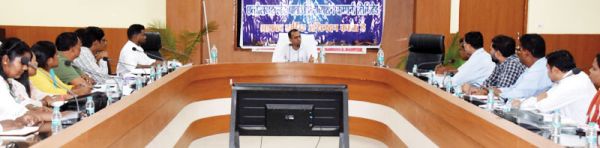 कलेक्टर ने ली विद्युत विभाग की समीक्षा बैठक