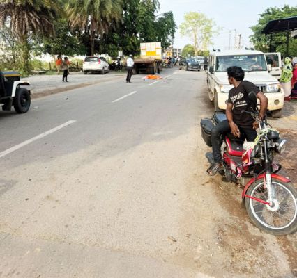 तेज रफ्तार ट्रक ने स्कूटी सवार महिला को रौंदा, मौत