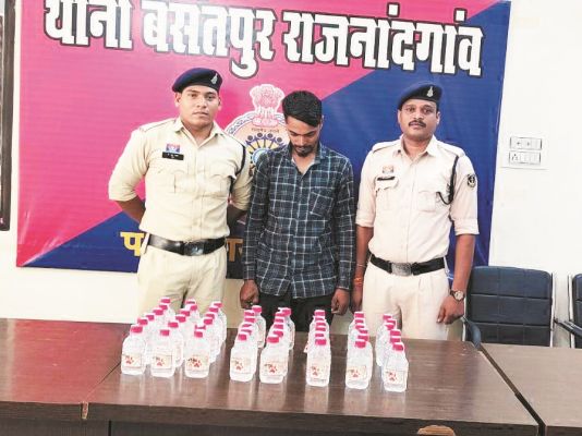 अवैध शराब संग आरोपी गिरफ्तार