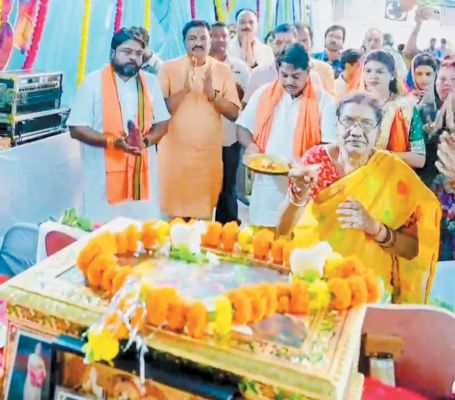श्री कृष्ण का घर है गौशाला -पंडित शास्त्री