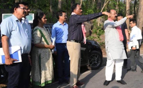 डिप्टी सीएम साव के बस्तर प्रवास का असर, पानी नहीं मिलने की शिकायतों पर दो ईई से मांगा स्पष्टीकरण
