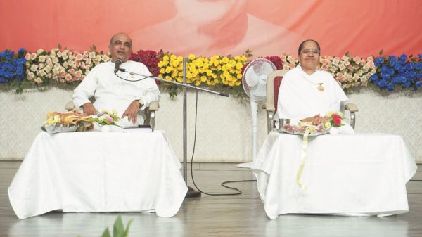 ब्रह्माकुमारीज के आनंद सरोवर बघेरा में आध्यात्मिक व्याख्यान