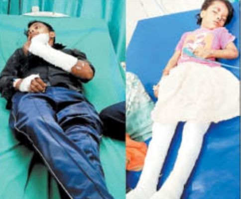 6 को टक्कर मार पिकअप ट्रक से जा भिड़ी
