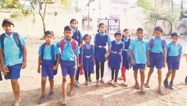 निजी और सरकारी स्कूलों के खुले पट