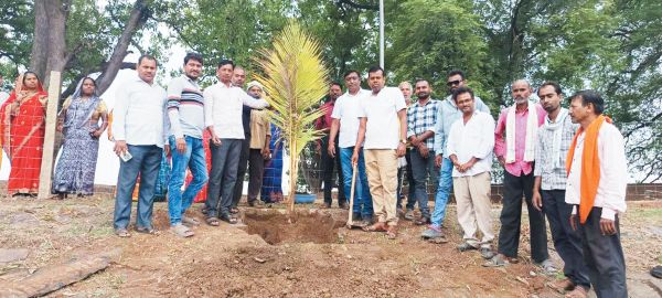 सरपंच संघ ने चलाया हरियर ग्राम अभियान