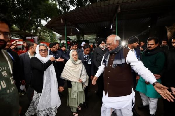 पूर्व प्रधानमंत्री डॉ मनमोहन सिंह को अंतिम विदाई