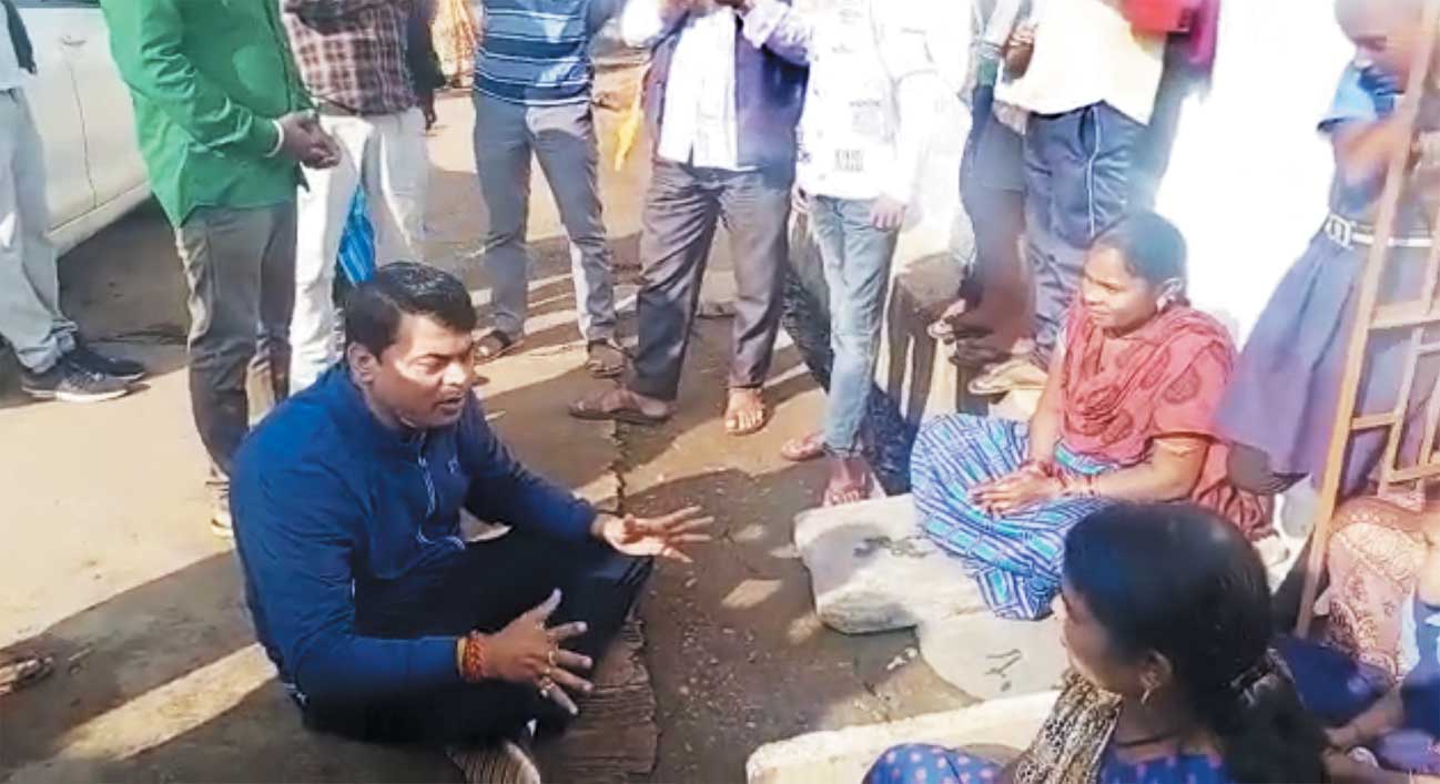 छत्तीसगढ़ की धड़कन और हलचल पर दैनिक कॉलम : राजपथ-जनपथ : नेतीगिरी नहीं तो कलाकारी! छत्तीसगढ़ की धड़कन और हलचल पर दैनिक कॉलम : राजपथ-जनपथ : नेतीगिरी नहीं तो कलाकारी!