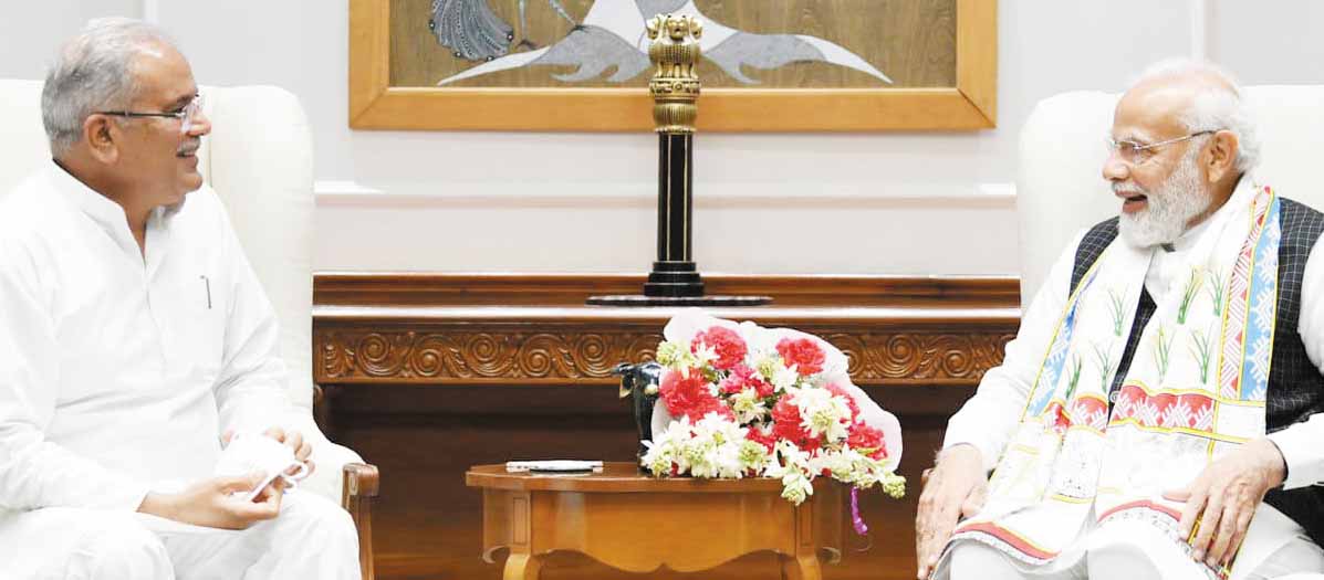 छत्तीसगढ़ की धड़कन और हलचल पर दैनिक कॉलम : राजपथ-जनपथ : एक तस्वीर, कई फसाने...