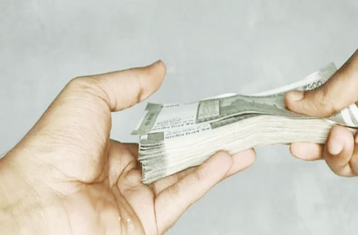 राजपथ-जनपथ : राजनेता-कारोबारी के बीच लेन देन और गुरूजी