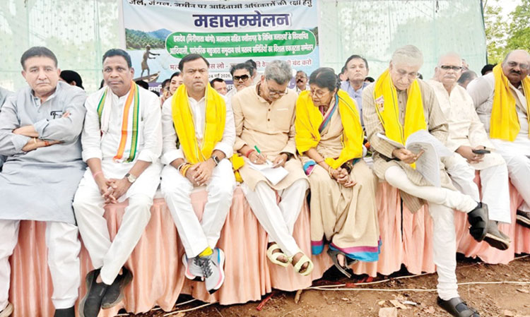 राजपथ-जनपथ : कड़वाहट के बाद कदमबोशी