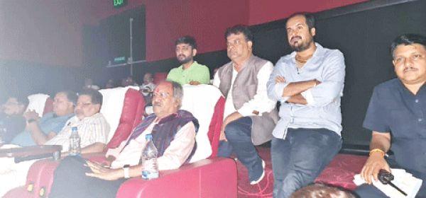 छत्तीसगढ़ की धड़कन और हलचल पर दैनिक कॉलम : राजपथ-जनपथ : जय श्री राम के नारों के बीच