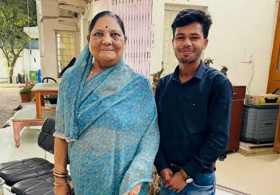 छत्तीसगढ़ की धड़कन और हलचल पर दैनिक कॉलम : राजपथ-जनपथ : श्रीमती भूपेश हैं, तो भरोसा है...