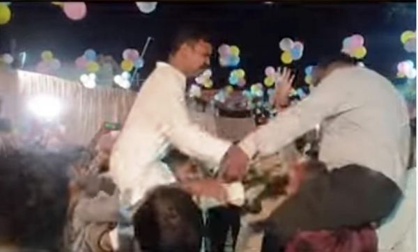  राजपथ-जनपथ :  ताकि जनता के बीच के लगें