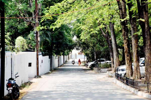 राजपथ-जनपथ : नाम में क्या रक्खा है? बहुत कुछ...