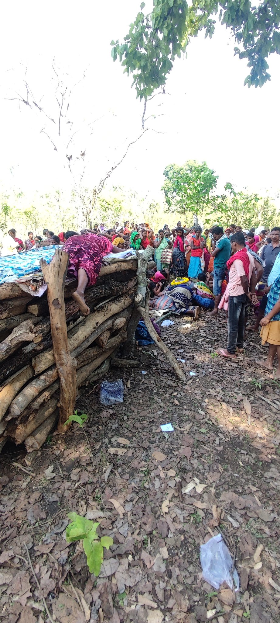 ये मार्मिक तस्वीर... ये मार्मिक तस्वीर...