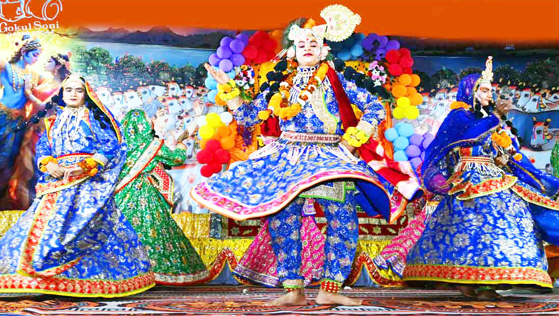 वृन्दावन की लीलामंडली का श्रीकृष्ण रासलीला वृन्दावन की लीलामंडली का श्रीकृष्ण रासलीला