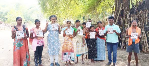 मनीष कुंजाम का प्रचार करने नंदिनी सुंदर गांवों में