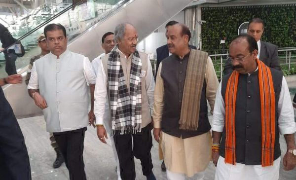 लोकसभा अध्यक्ष ओम बिरला रायपुर होते रायगढ़ रवाना