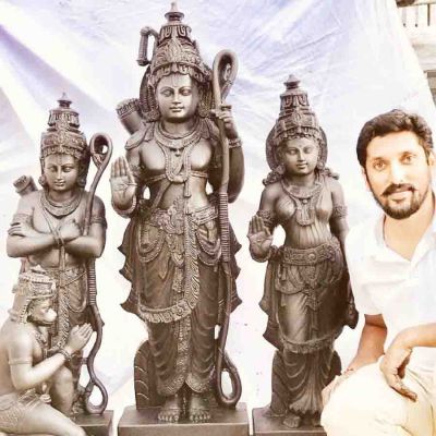 अयोध्या में राम मंदिर के लिए अरुण योगीराज रामलला की मूर्ति का चयन कर लिया गया है। अरुण दिल्ली में इंडिया गेट पर स्थित नेताजी सुभाष चंद्र बोस की प्रतिमा और केदारनाथ में आदि शंकराचार्य की प्रतिमा बनाई है।