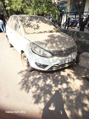 सडक़ पर कबाड़ का मालिकाना हक! 